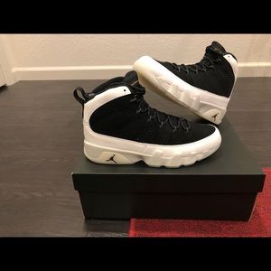 Air Jordan 9 Retro